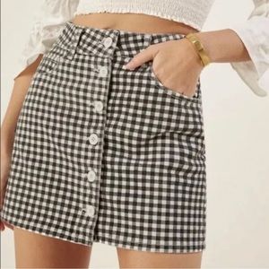 Reformation Bianca Mia Mini Skirt in Black & White Checkered Gingham Size 26”